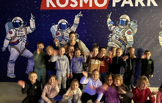 WYCIECZKA TYGRYSKÓW I SMERFÓW DO KOSMOPARKU