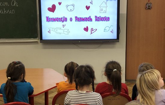 MIĘDZYNARODOWY DZIEŃ PRAW DZIECKA W GRUPIE MĄDRE SOWY
