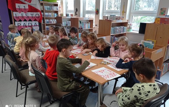 ŚWIĘTO NIEPODLEGŁOŚCI- WARSZTATY W BIBLIOTECE