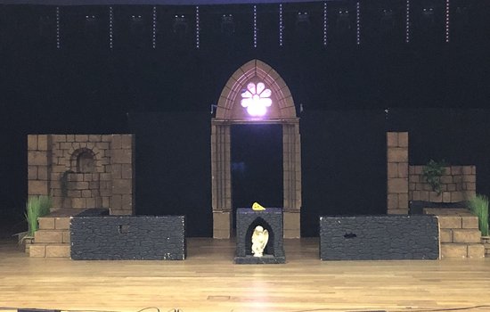 MĄDRE SOWY I SMERFY W TEATRZE