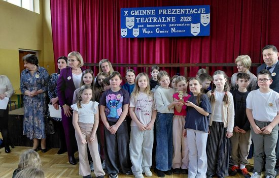 Występ zespołów z Ciecierzyna w X Przeglądzie Teatralnym w Niemcach
